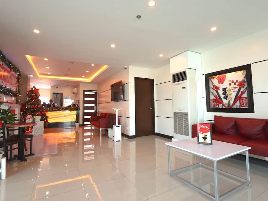 Coin salon dans le hall