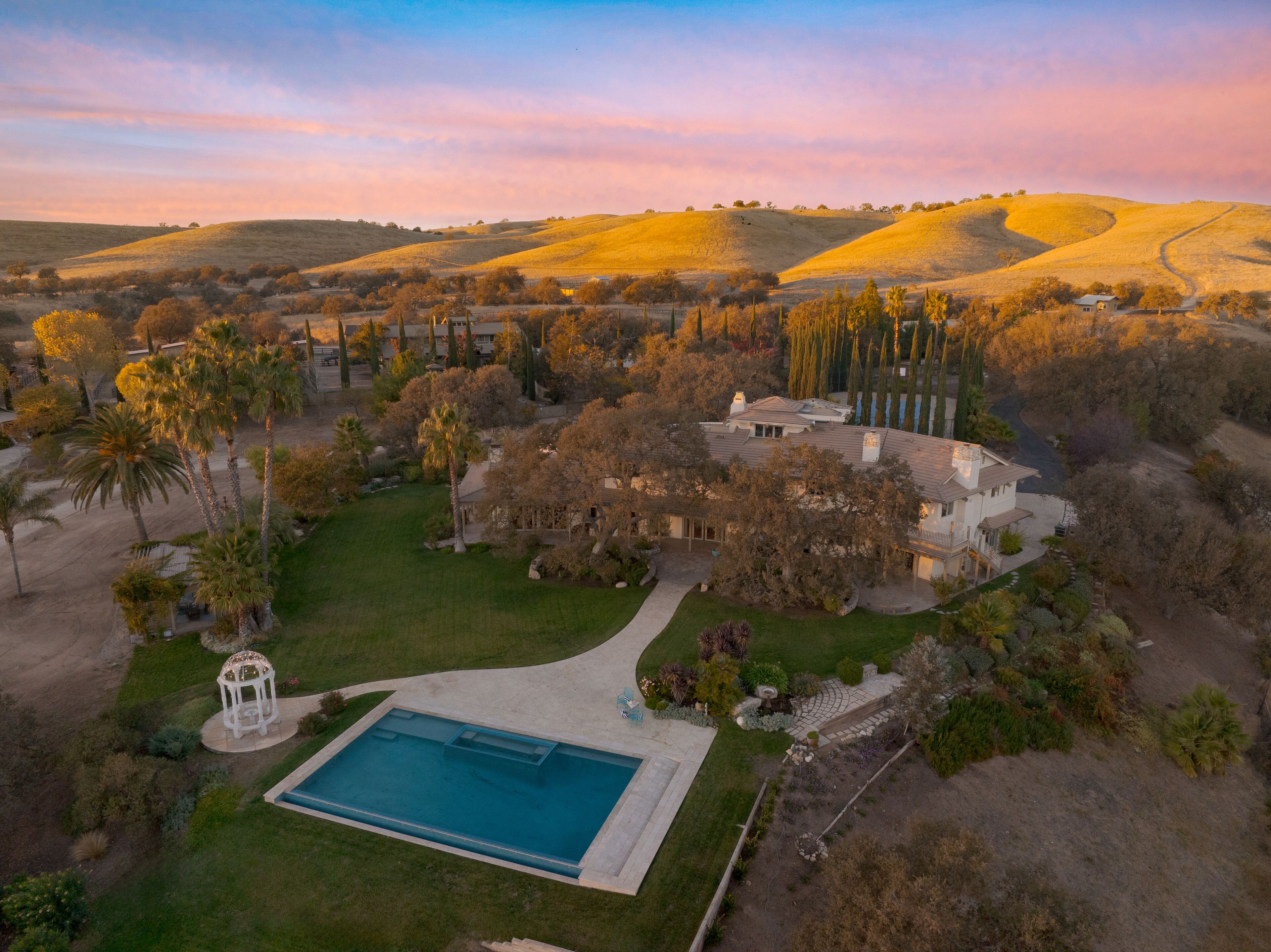 Eagle Oak Ranch by AvantStay | Views, Pool, Privacy
