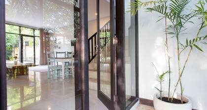 Surf House Santai Villa Balian