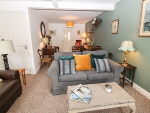 Living area - The Bell Apartment (Cemaes Bay)