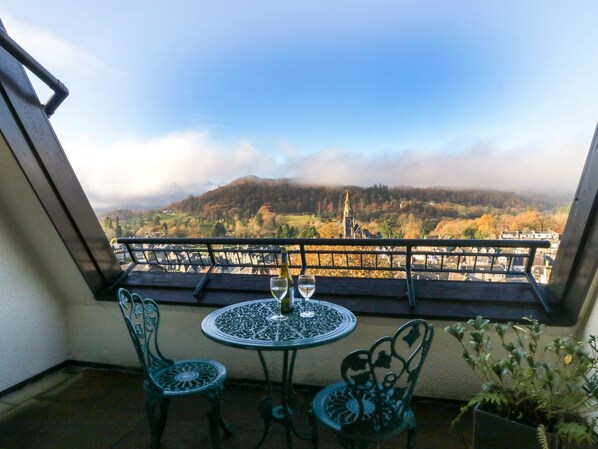 Outdoor dining - Loughrigg (Ambleside)