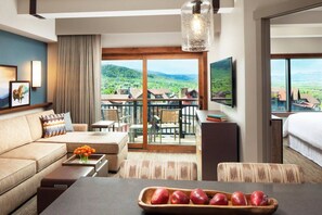 TV, table football, ping pong - Sheraton Steamboat Villas - Ski-In Ski-Out Resort Property - Sleeps 6 (Steamboat Springs)