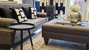 Superior kamer | Tempur Pedic-bedden, een minibar, een kluis op de kamer