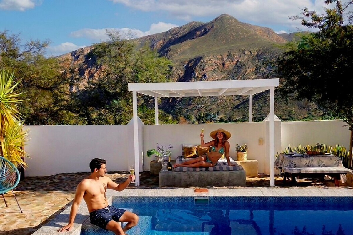 Luxury Villa | Tempur-Pedic beds, minibar, in-room safe, laptop workspace