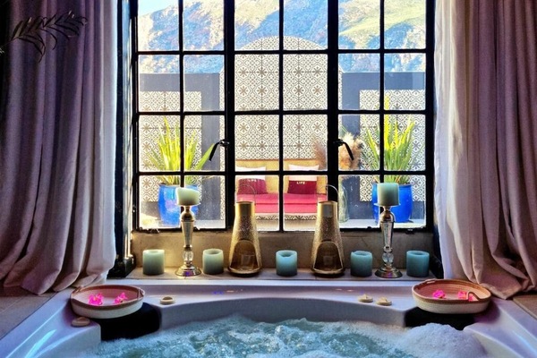 Sauna, hot tub, steam room, Turkish bath, body treatments, mud baths