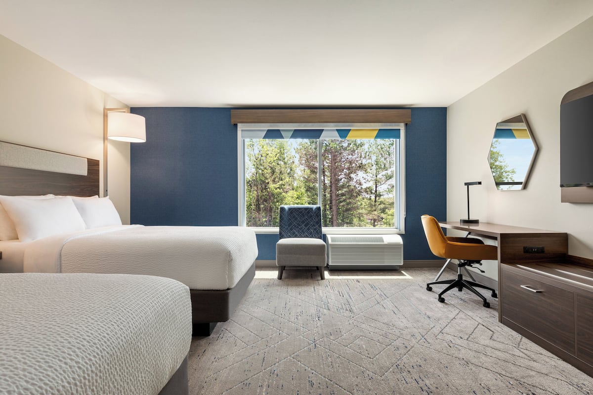 In-room safe, desk, laptop workspace, blackout curtains