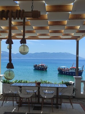 Exterior - Nereides Seaside Apartments (Samos)