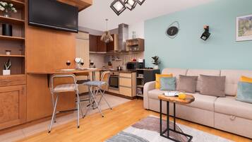 Studio, Balcony | Living room