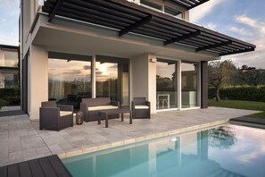 Seasonal outdoor pool
