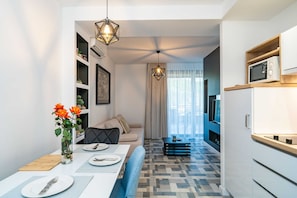 Monolocale (Studio Apartment with Terrace) | Interni