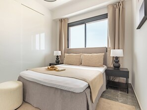 Leilighet, 2 soverom, balkong | 3 soverom