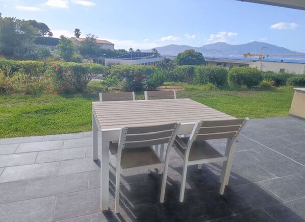 Ristorazione all'aperto