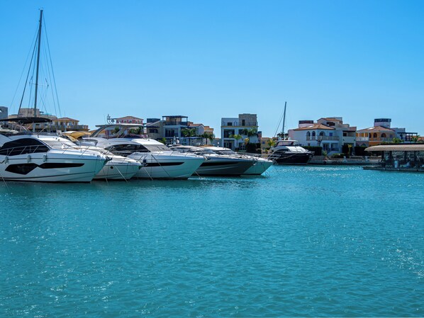 Apartment, 2 Schlafzimmer, Balkon | Außenbereich
