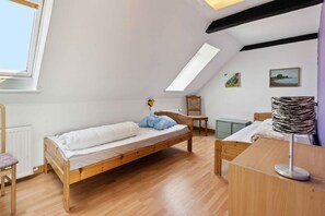 5 bedrooms, free WiFi
