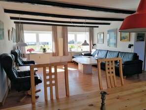 Nicht klassifiziertes Bild, 2 von 27, Schaltfläche