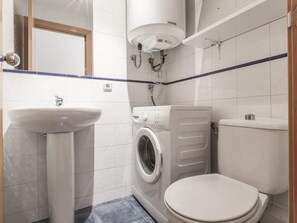 Hair dryer, towels