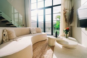 Suite Studio Deluxe, 1 chambre, non-fumeur, vue cour intérieure | Coin séjour