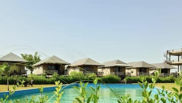 Premium Cottage | Front of property
