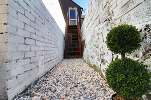 Exterior - Cardiff Private Double Rooms with Shared Bathroom Wi-Fi and Free On-Street Parking (Cardiff)