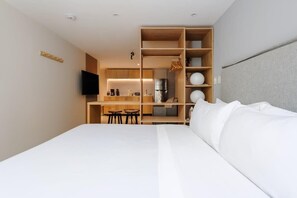 1 chambre, fer et planche à repasser, lit parapluie, Wi-Fi