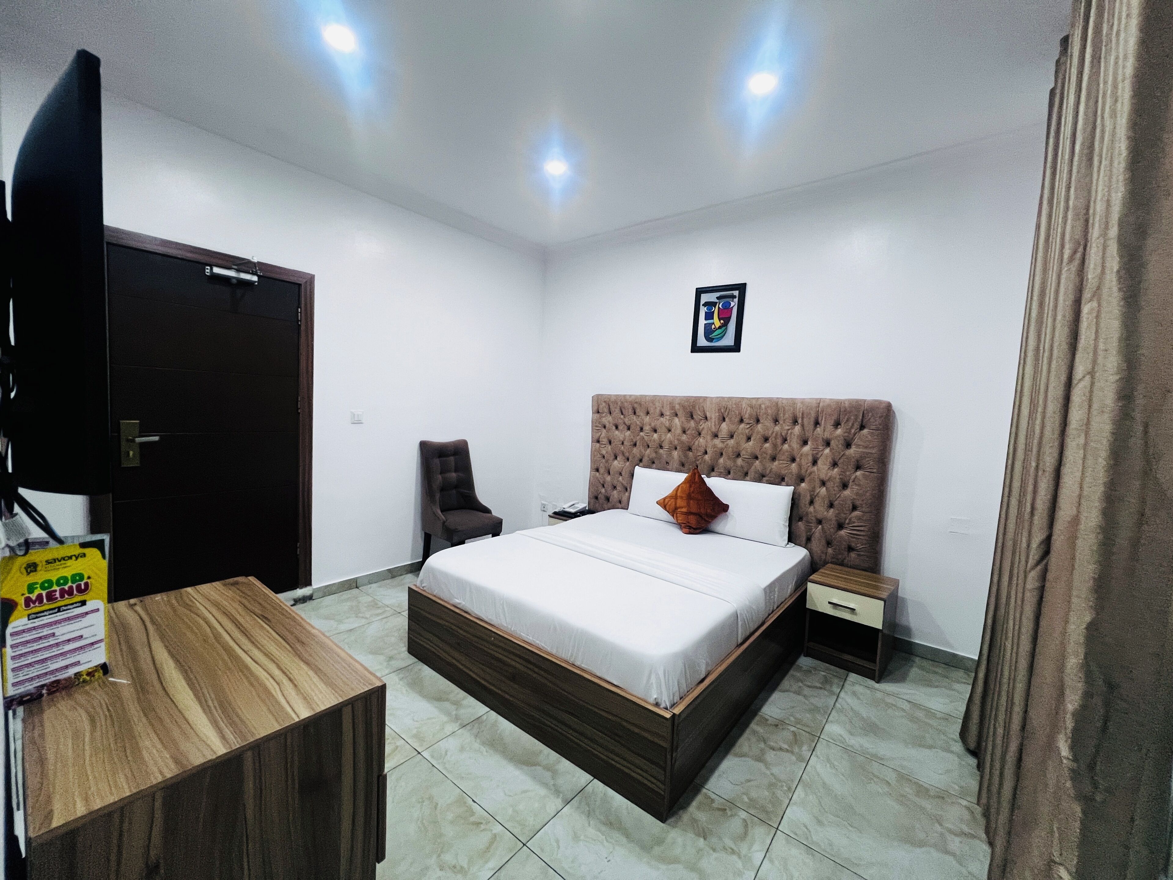 Standard Room | 1 bedroom, iron/ironing board, free WiFi