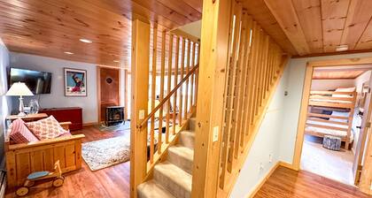 Gorgeous Mountain Home Near Mad River Glen