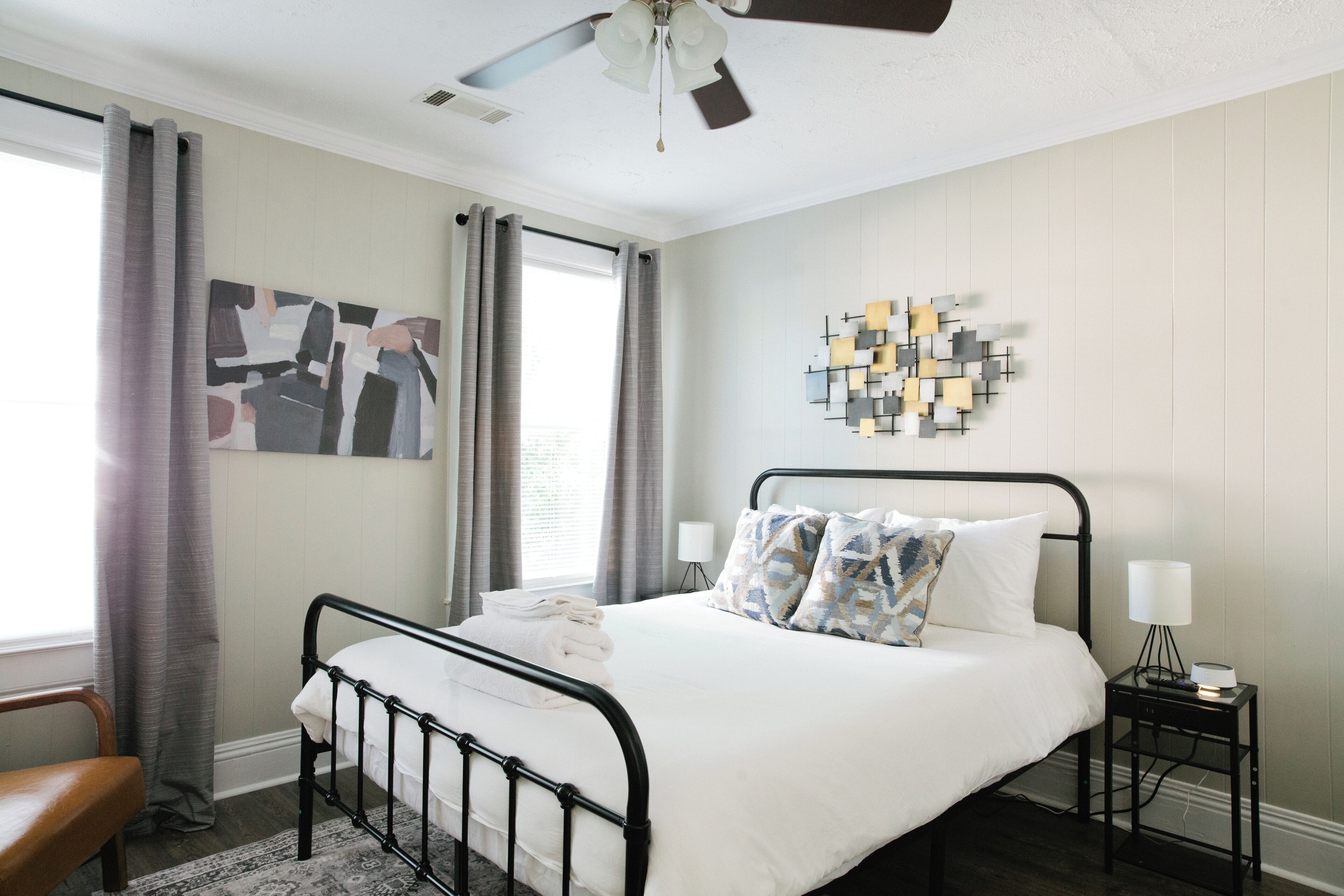 3 sovrum, skrivbord, strykjärn/strykbräda och gratis wi-fi