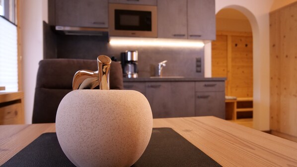 Interior - Stilvolle Appartement Schöllerberg im Herzen Tirols (Buch)