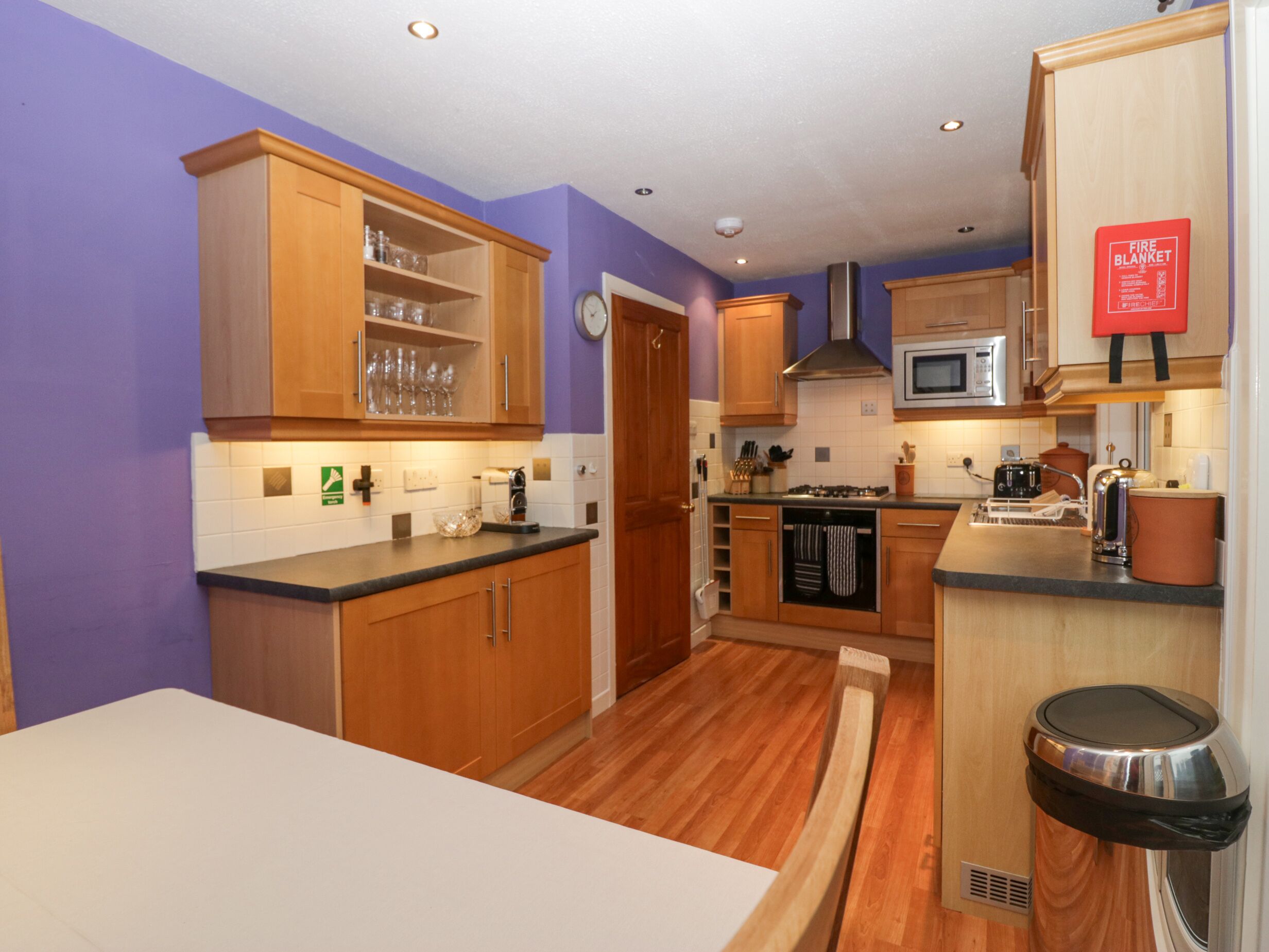 مستلزمات طهي/أطباق/أوعية