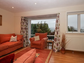 Living area - Fairfield View (Ambleside)
