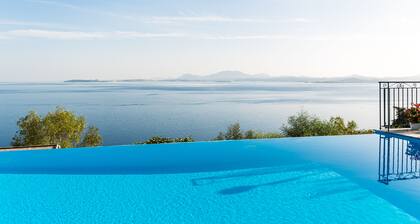 Four-Bedroom Villa Eleni by Konnect, with Private Pool & Stunning Seaview