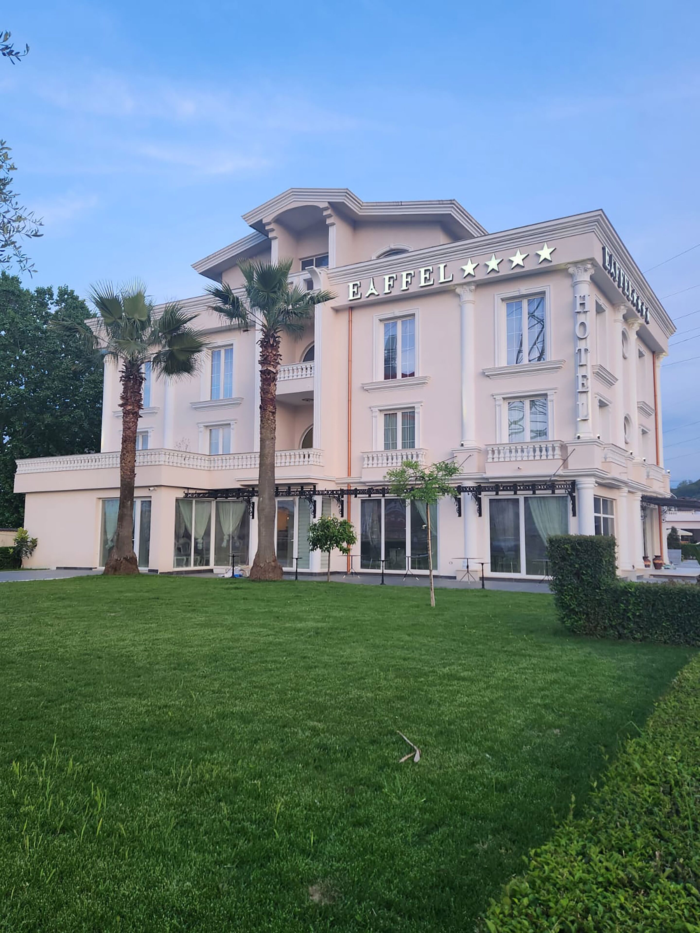 Photo - Hotel Eiffel