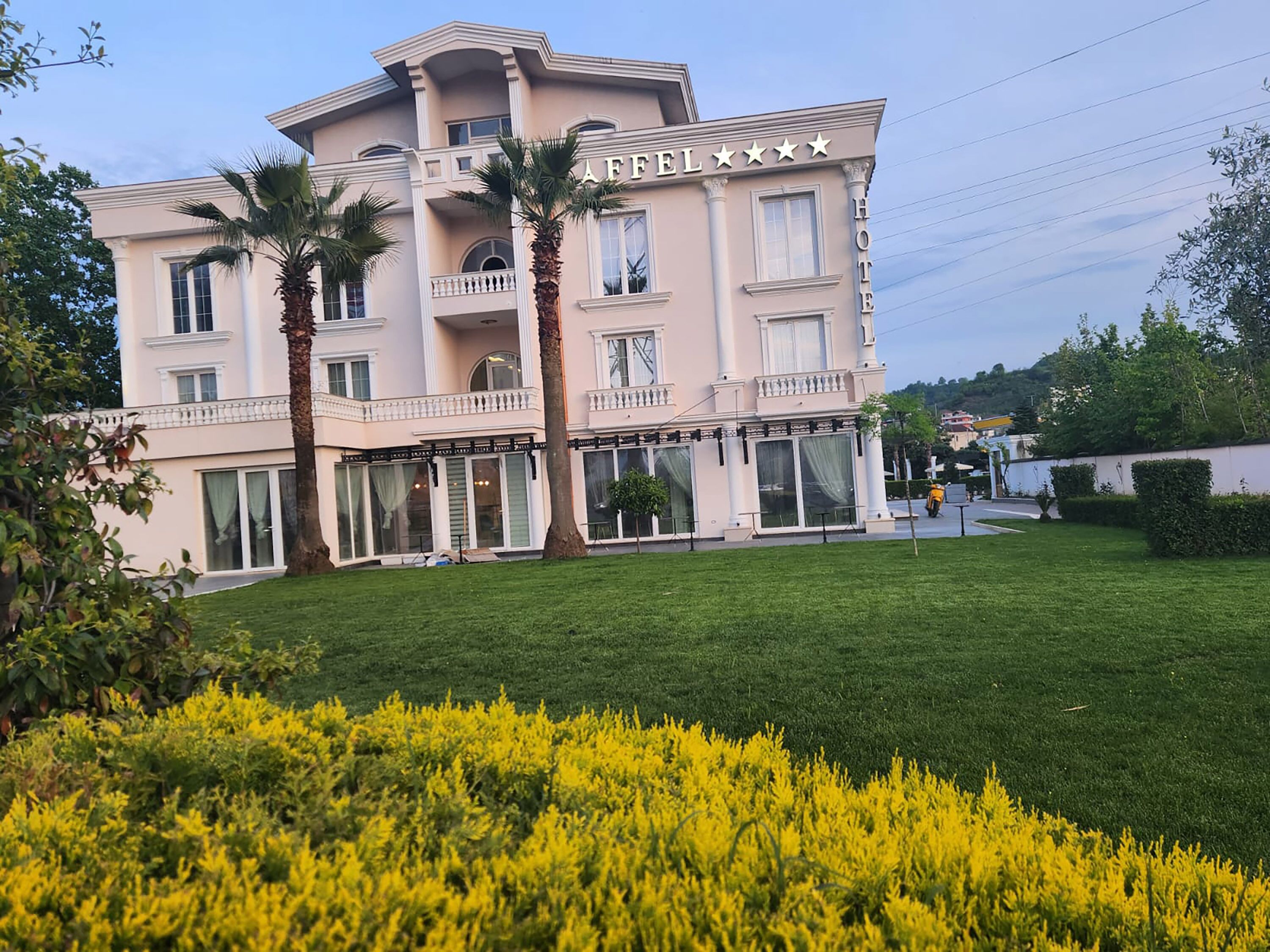 Photo - Hotel Eiffel