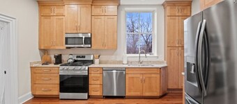 16 Guests | King Beds | En Suite Bathrooms