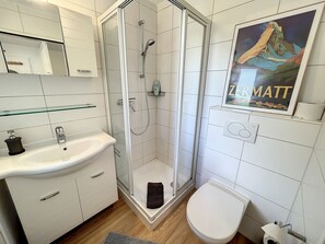 Hårtørrer, håndklæder, Toiletpapir