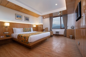 Pillow-top beds, iron/ironing board, free WiFi, bed sheets - SUMMIT GRAND RESORT & SPA , GANGTOK  (Gangtok)