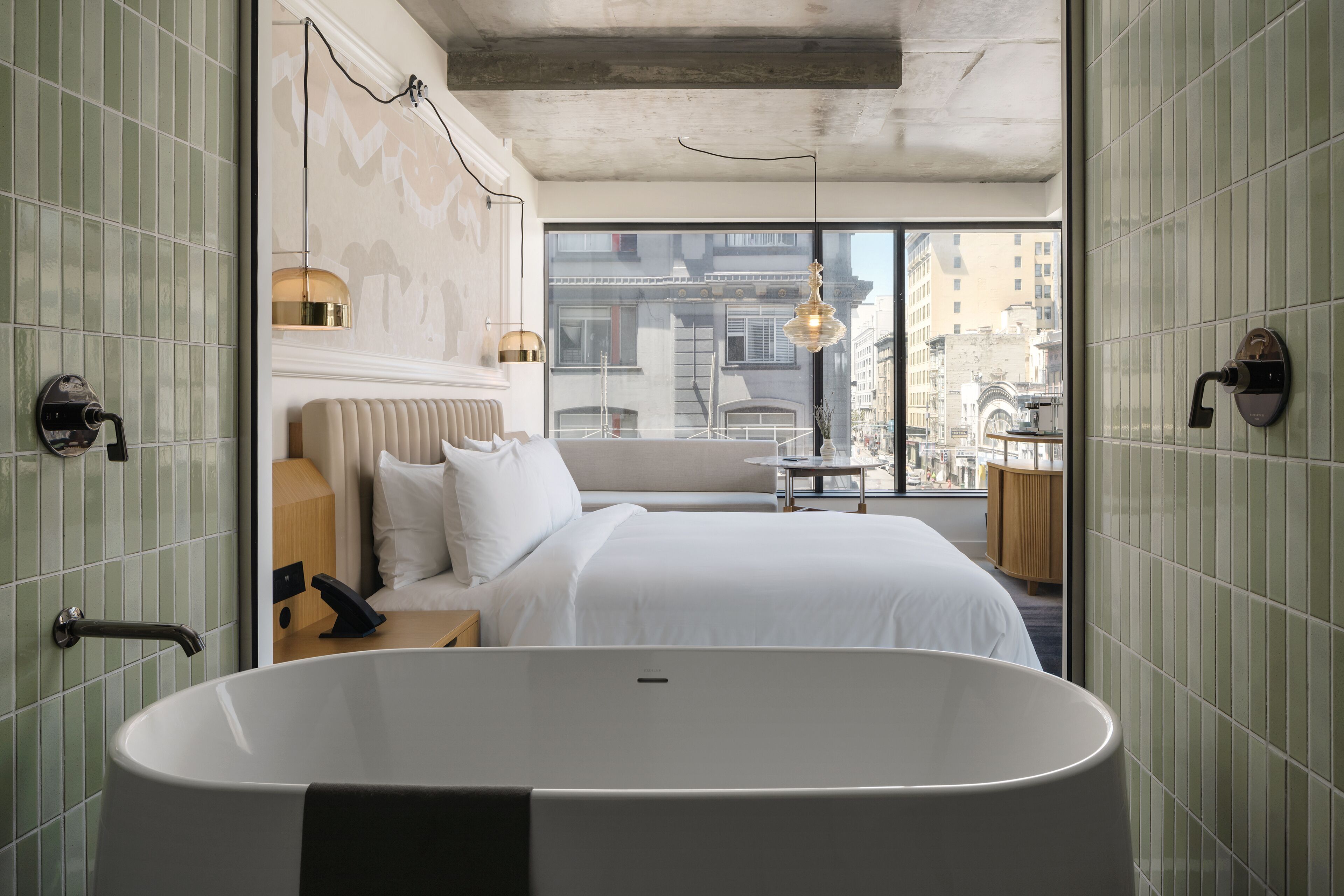 Downtown Oasis, Urban Retreat with Spectacular San Francisco Views