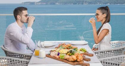 Boutique Hotel Shell