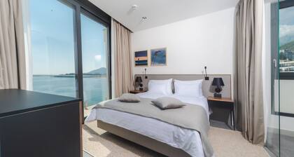 Boutique Hotel Shell