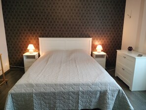 5 Schlafzimmer, Reisekinderbett, kostenloses WLAN