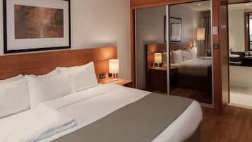 1 dormitorio, caja fuerte, escritorio