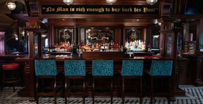 9 restaurants; breakfast, lunch, dinner, and brunch served - Eko Hotel Gardens (Lagos)