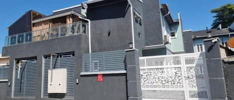 Fassade der Unterkunft