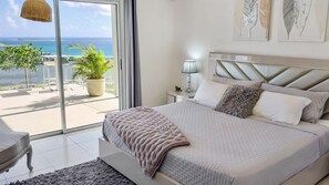 3 slaapkamers, een strijkplank/strijkijzer, wifi, beddengoed