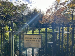 Apartment | Exterior detail - Beautiful one bed Apartment in Glasgow West End (Glasgow)