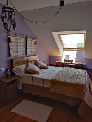 1 camera, ferro/asse da stiro, culla da viaggio, Wi-Fi gratuito