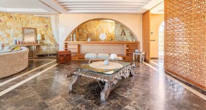 Haddad's luxurious villa with an amazing view and swimming pool