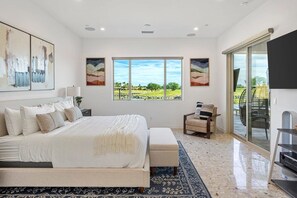 3 bedrooms, iron/ironing board, WiFi (free), bed sheets - Desert Oasis Retreat | EV Charger, GolfCourseViews (La Quinta)