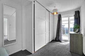 Interior - Saltdean Seaview 2 By My Getaways (Brighton)