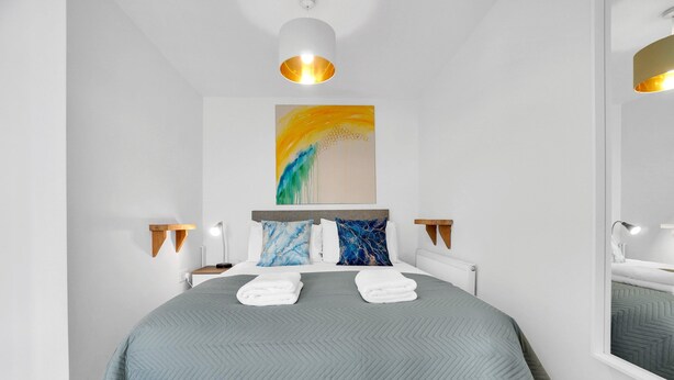 1 bedroom, iron/ironing board, bed sheets - Saltdean Seaview 2 By My Getaways (Brighton)